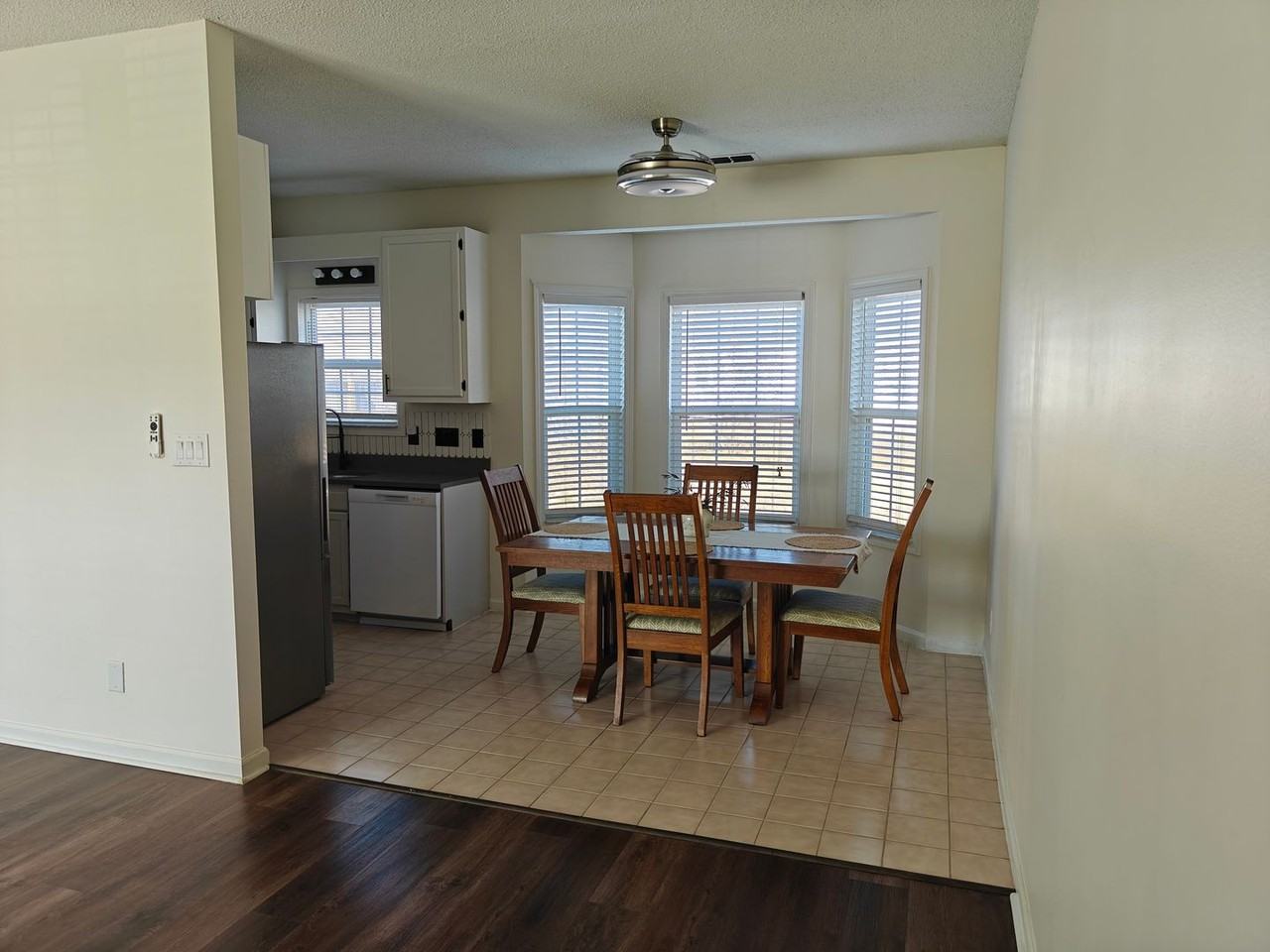 3840 Goforth Dr - Photo 4 of 14