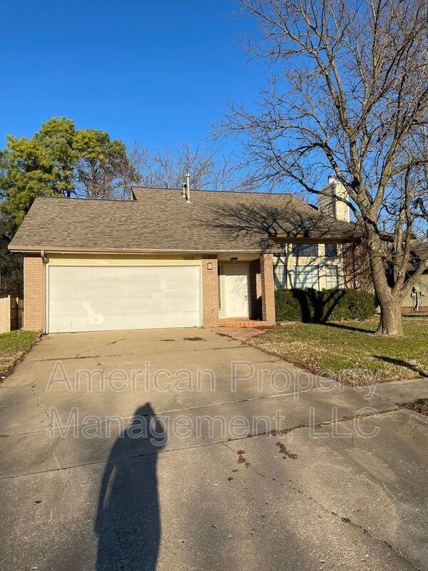 9209 E 100th St - Photo 2 of 50