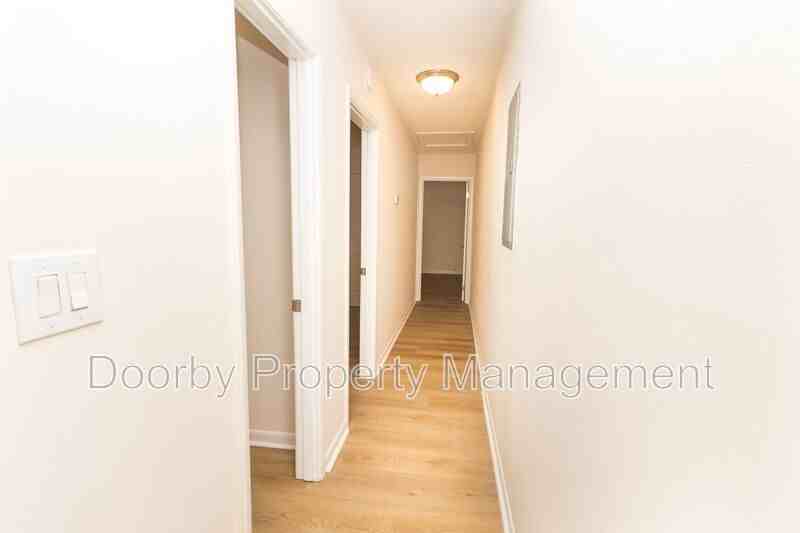 4716 Tomahawk Trl #B - Photo 5 of 12