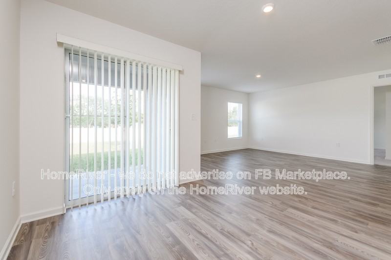 1213 Chester Ave - Photo 7 of 22