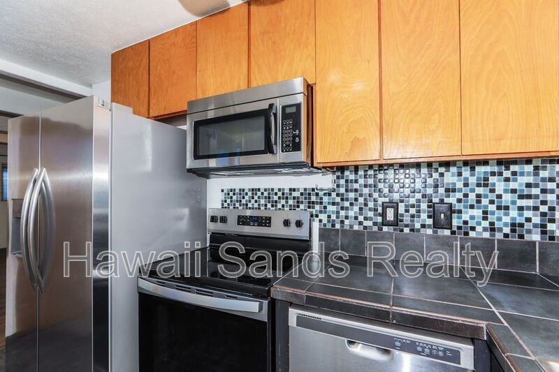 3331 Hayden St - Photo 2 of 48