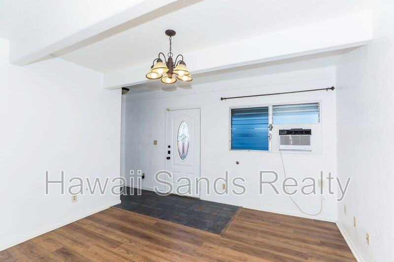 3331 Hayden St - Photo 7 of 48