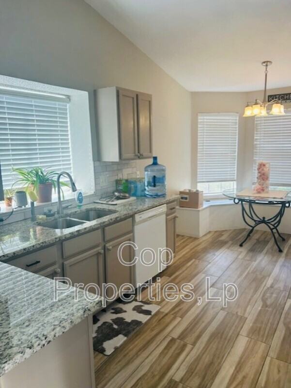 6338 Broadmeadow - Photo 7 of 16