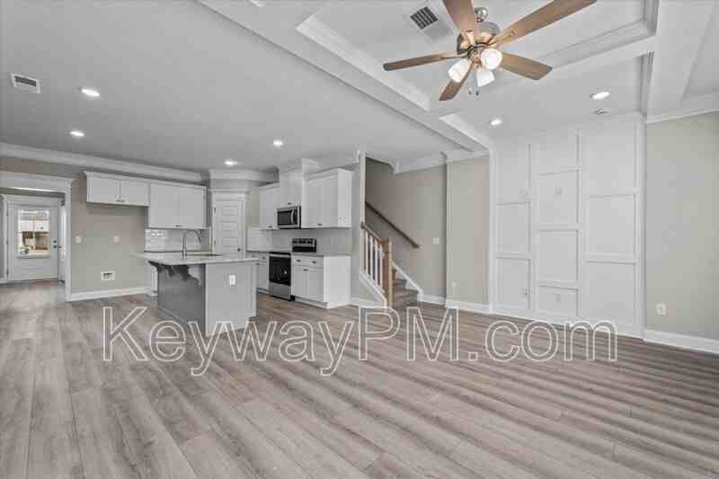 232 Linsmore Ln - Photo 6 of 12