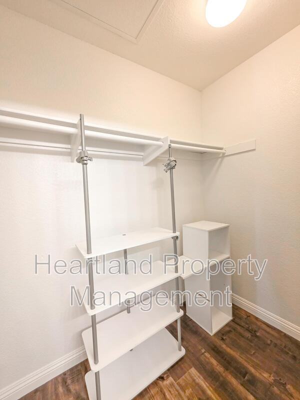 11847 Spruce Run Dr #A - Photo 7 of 12