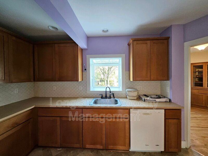 7855 N Wabash Ave - Photo 6 of 36