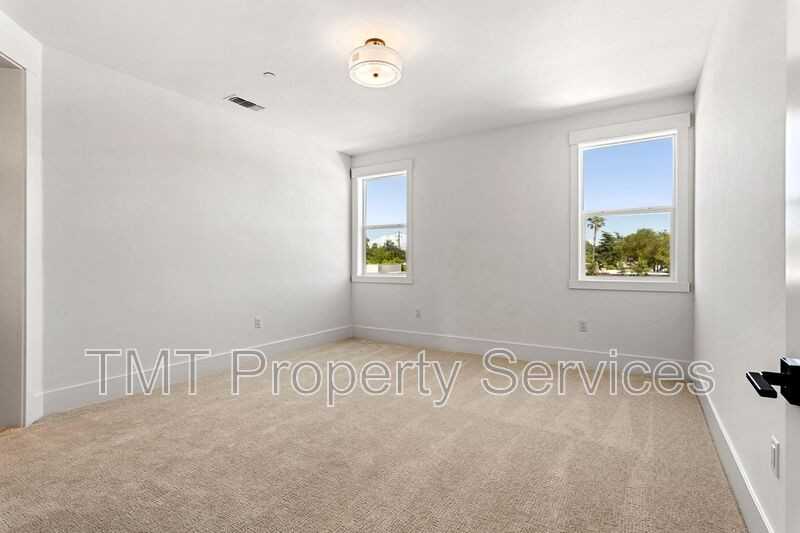 6739 Micherra Cir - Photo 5 of 13