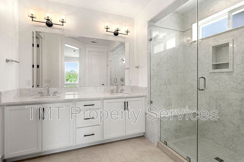 6739 Micherra Cir - Photo 6 of 13