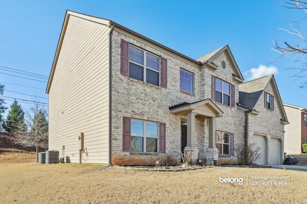 3263 Highgrove Ln - Photo 2 of 15