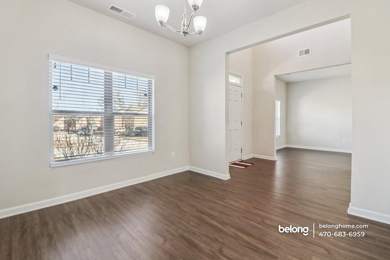 3263 Highgrove Ln - Photo 6 of 15