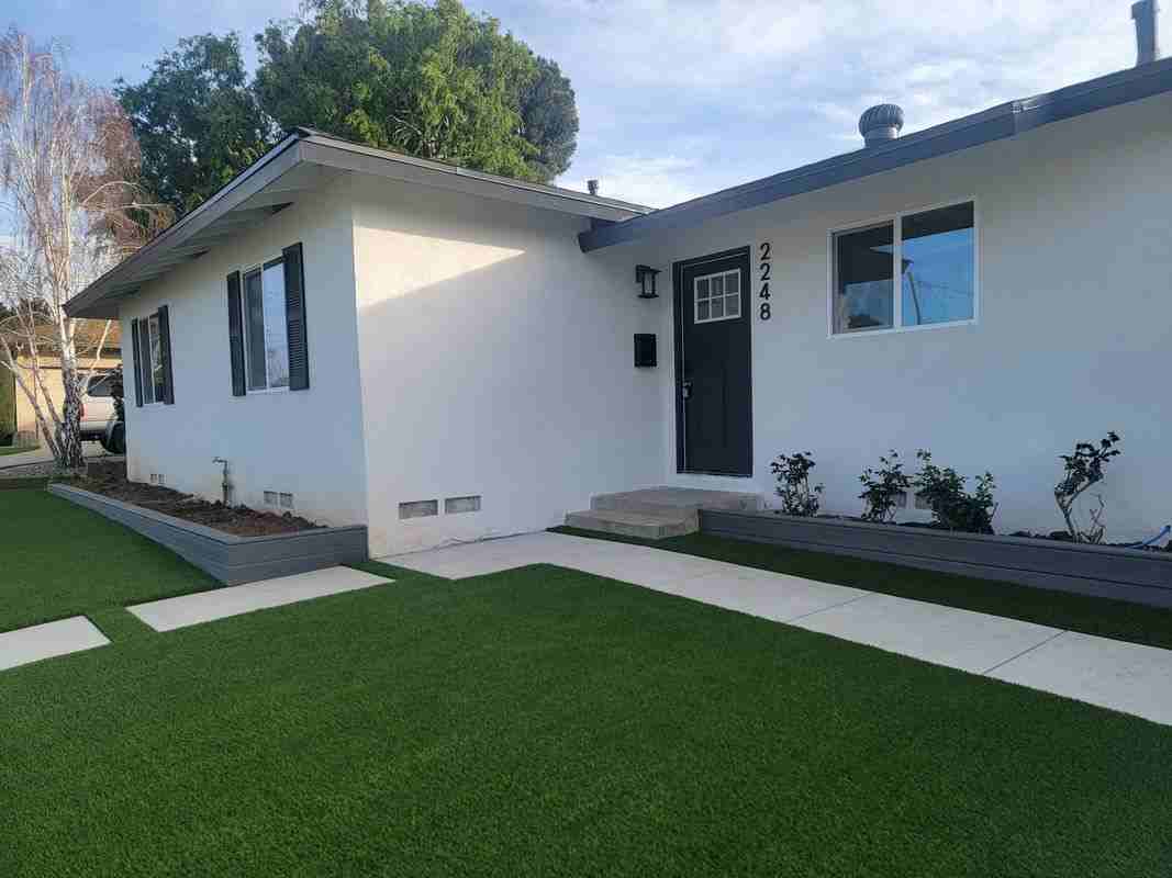 2248 Ridgeview Ter - Photo 2 of 43