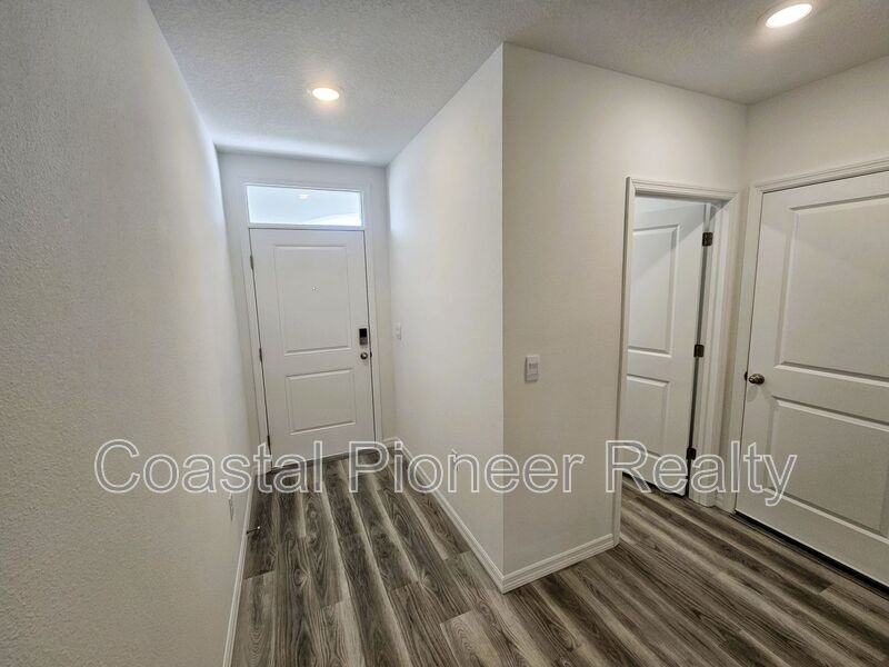 32520 Weathered Oak Dr - Photo 3 of 32