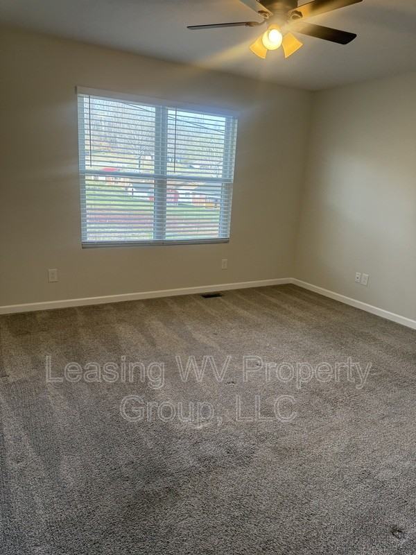 46 Christian Ct - Photo 6 of 11