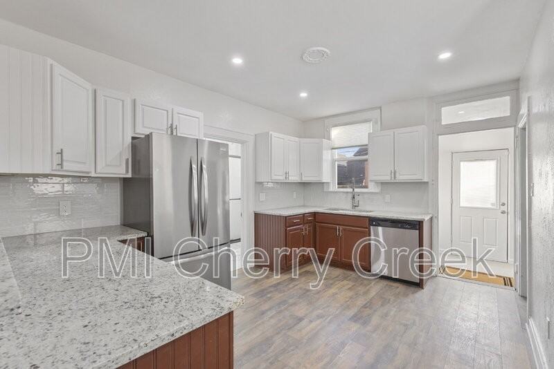 3830 N Williams St - Photo 7 of 19