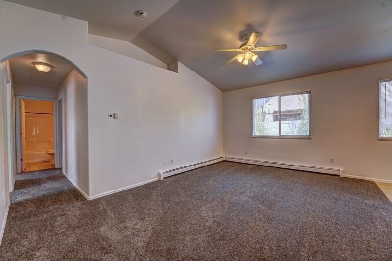 3018 Autumn Glenn - Photo 3 of 9