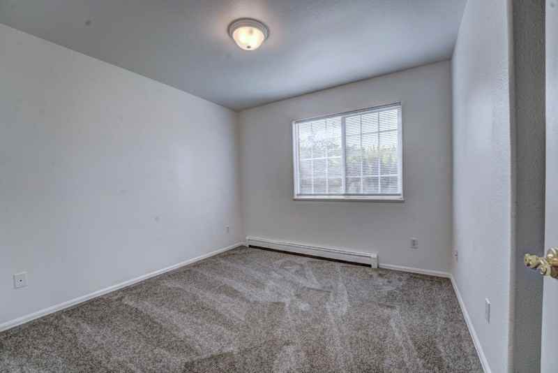 3018 Autumn Glenn - Photo 4 of 9