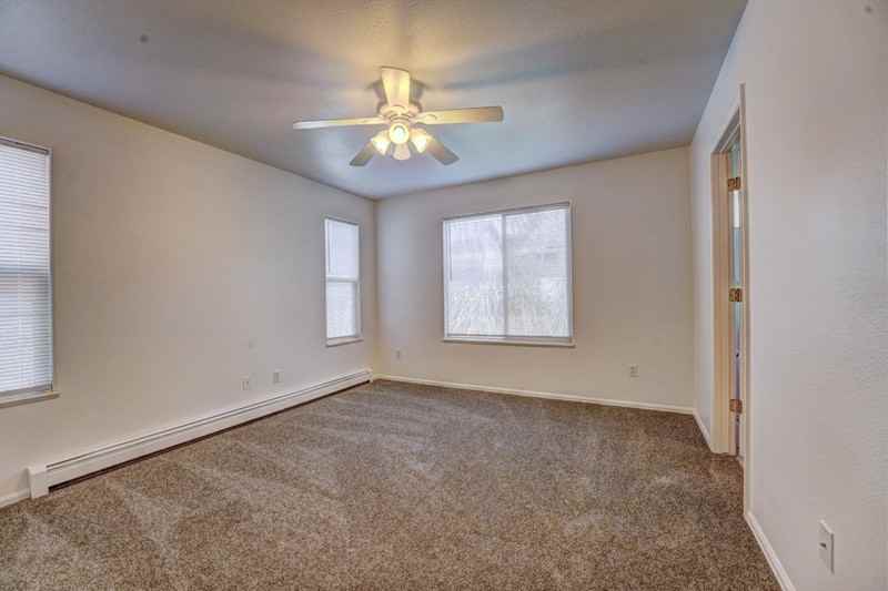 3018 Autumn Glenn - Photo 7 of 9