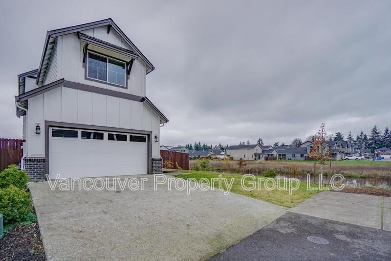 11025 Ne 137th Ave - Photo 2 of 32
