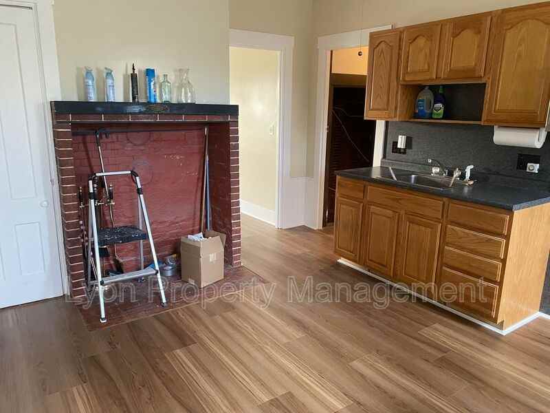 793 Gifford Rd 1st Fl - Photo 3 of 15