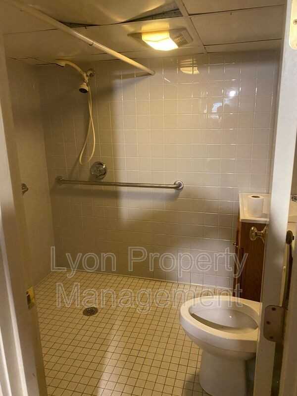 793 Gifford Rd 1st Fl - Photo 6 of 15