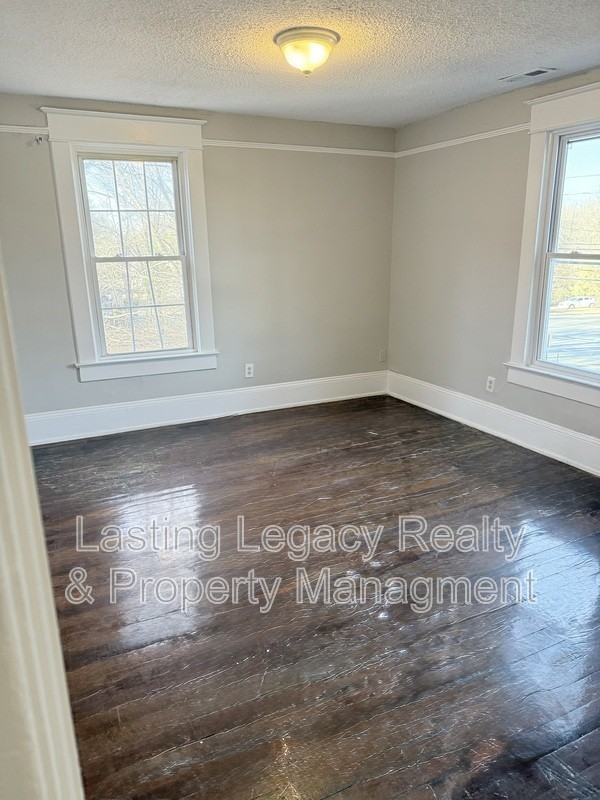 3410 Old Greensboro Rd #1 - Photo 7 of 16