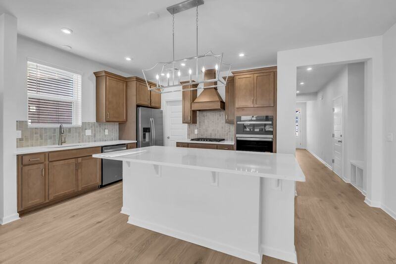 953 Pleasant Ridge Run - Photo 6 of 36