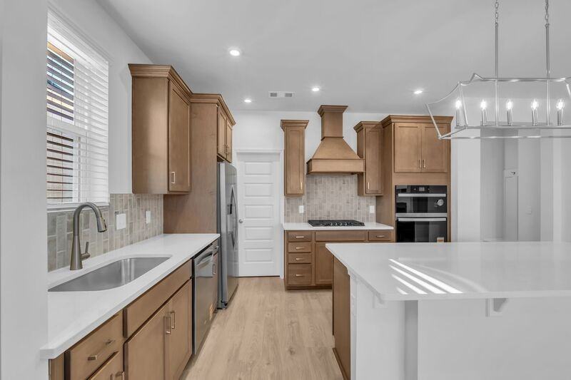 953 Pleasant Ridge Run - Photo 7 of 36