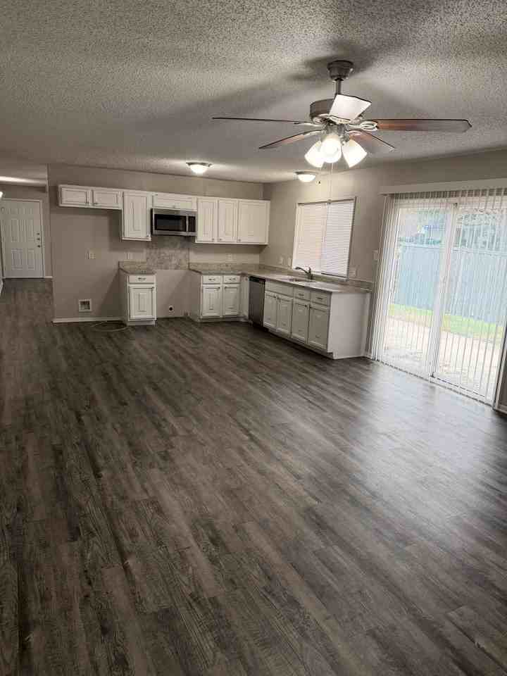 2011 Lavon Creek Ln - Photo 6 of 19
