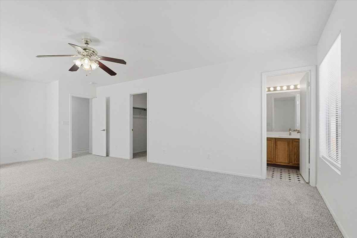 5922 Hilmont St - Photo 7 of 19