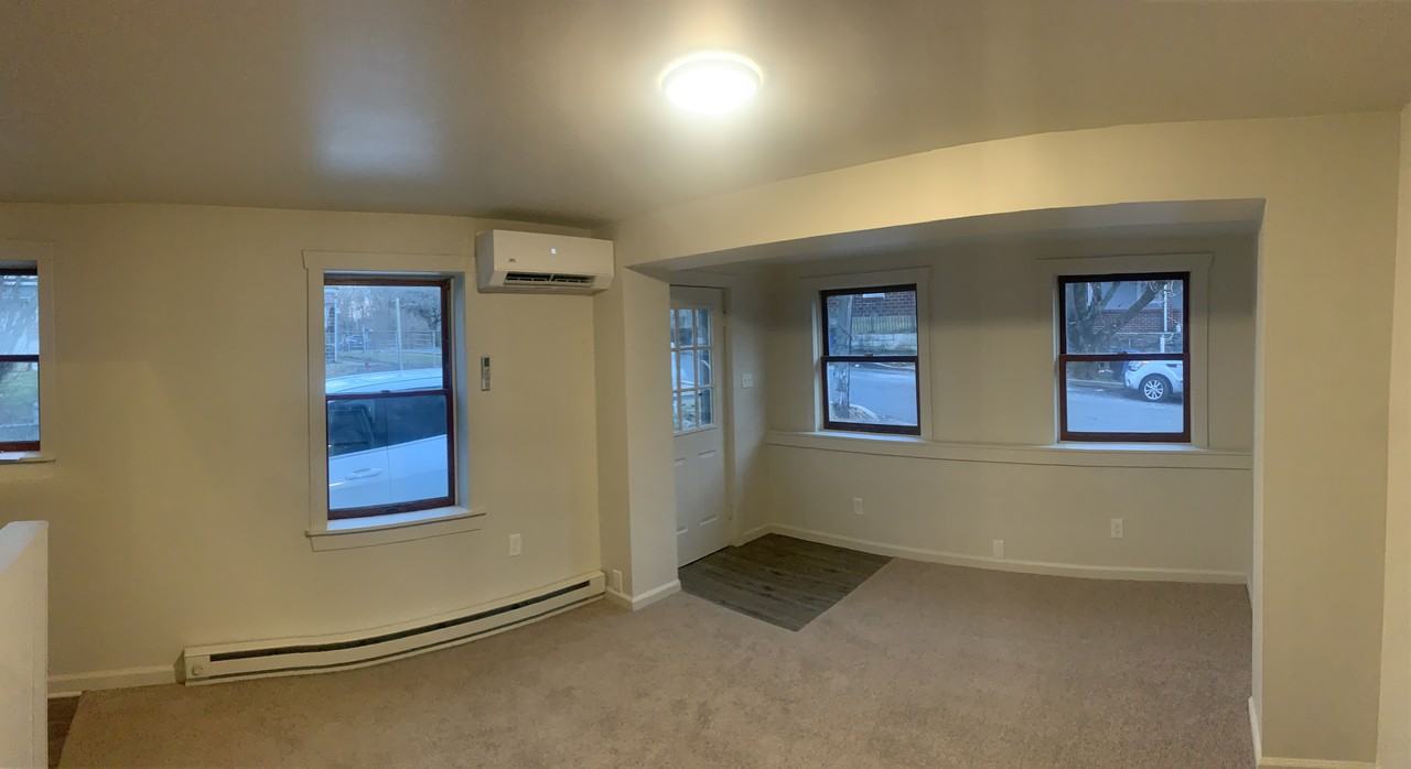 62 Wood St - Photo 5 of 25