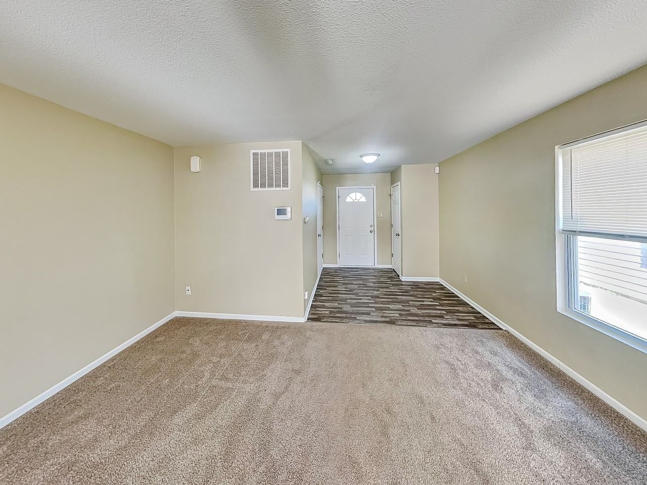 10455 Candy Apple Ln - Photo 3 of 16