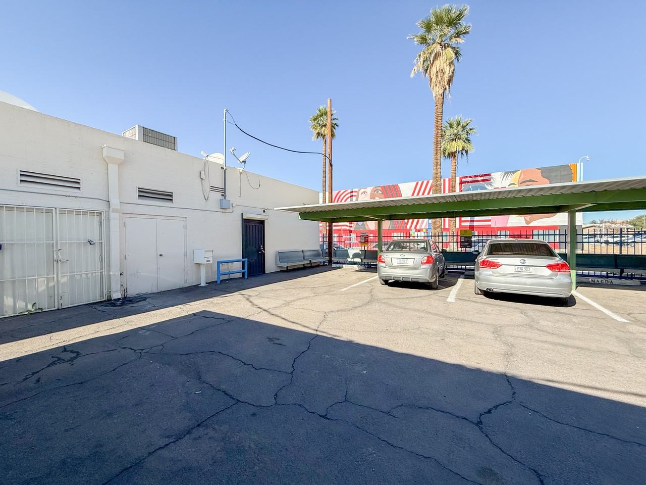 1029 N Central Ave - Photo 2 of 20