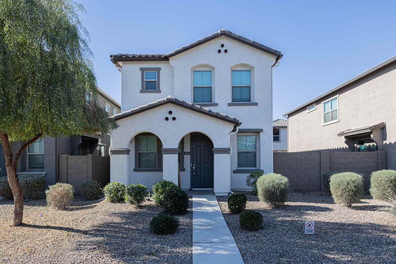 3814 S 58th Dr - Photo 2 of 34