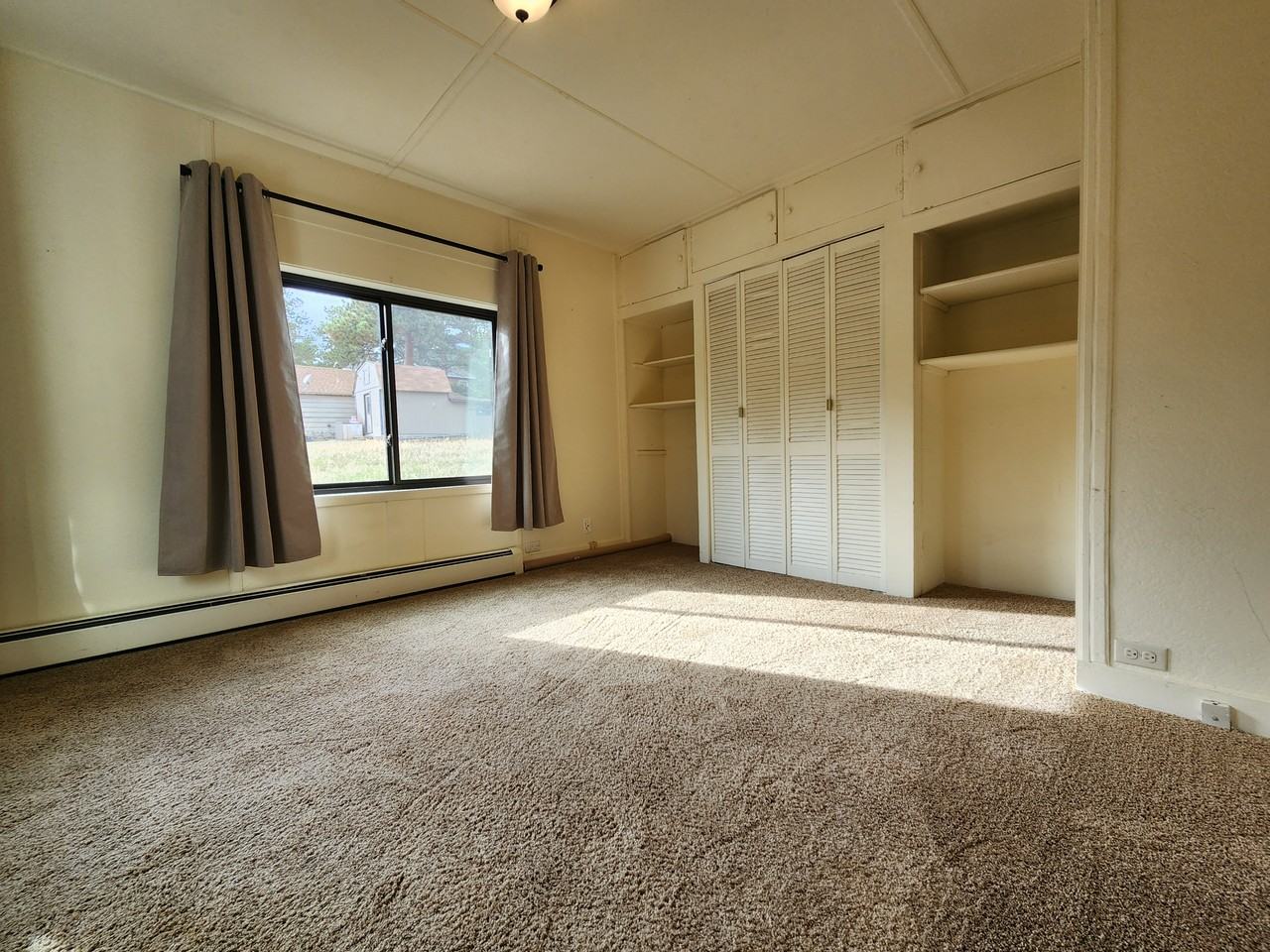 739 Larkspur Rd - Photo 5 of 9