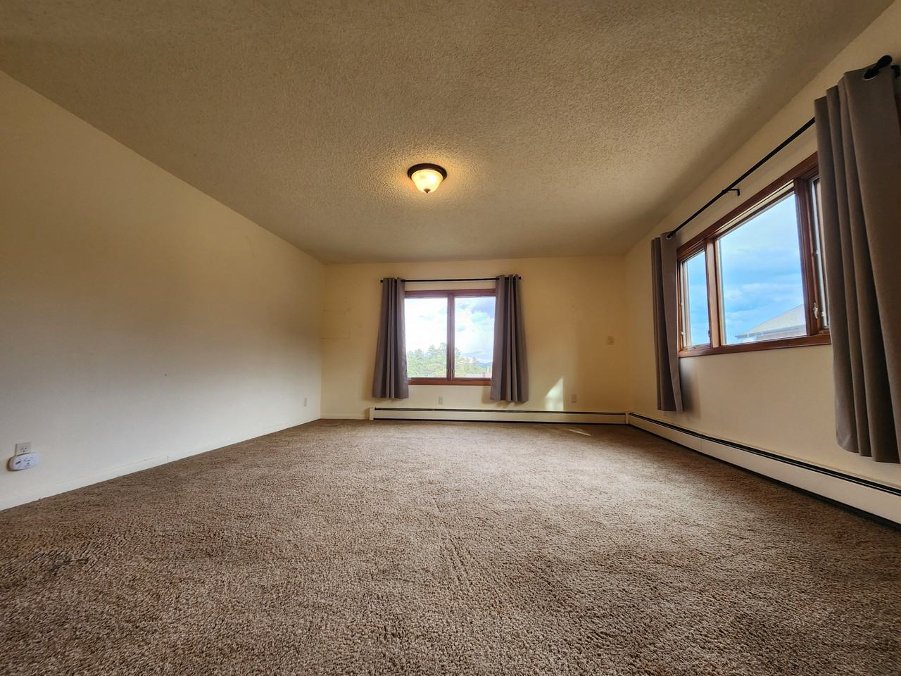 739 Larkspur Rd - Photo 7 of 9