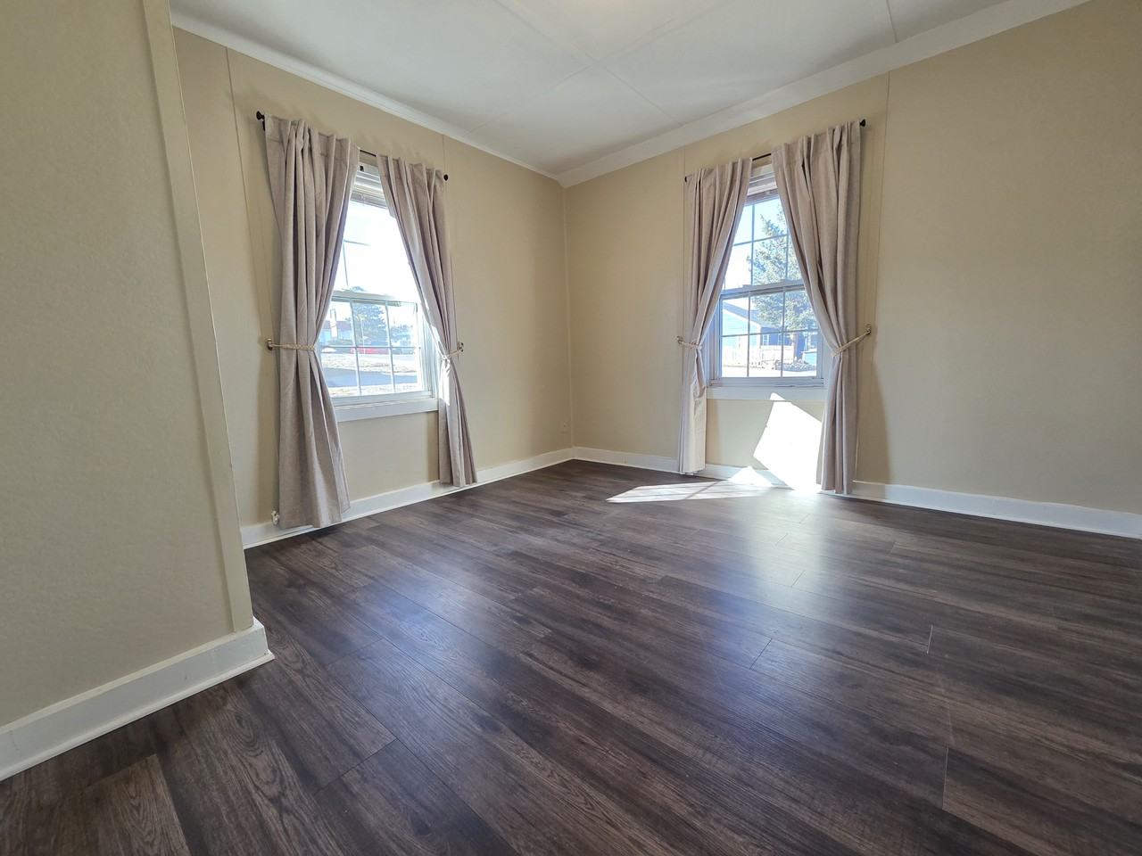 344 4th St - Photo 6 of 14