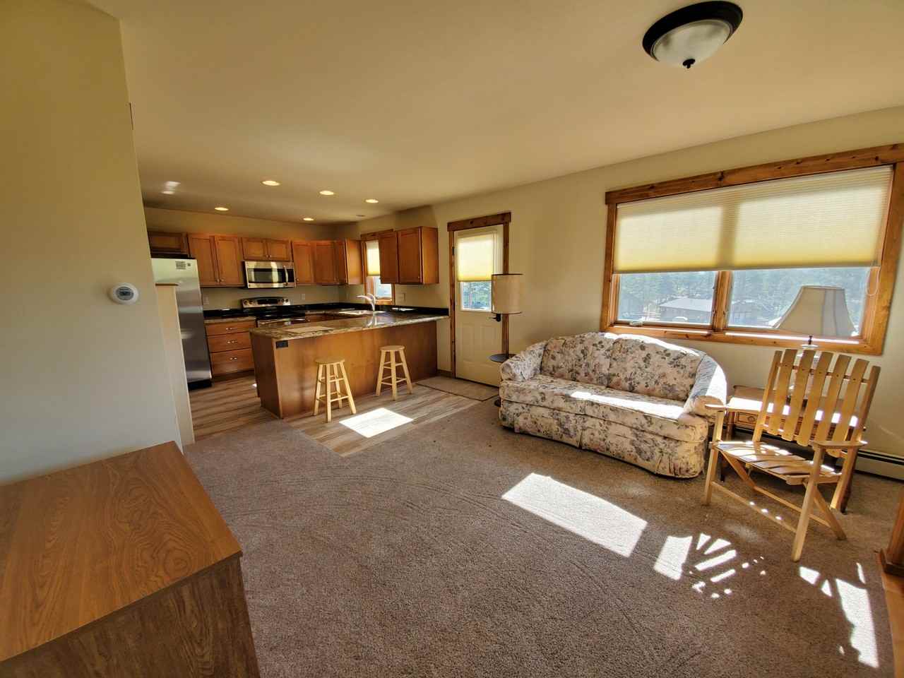 741 Larkspur Rd - Photo 4 of 14