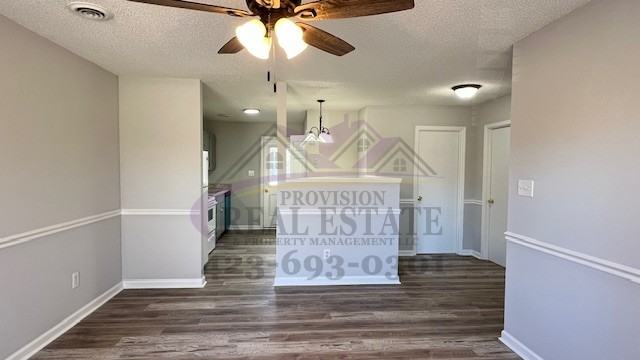 151 Eastview Ave Nw - Photo 4 of 17