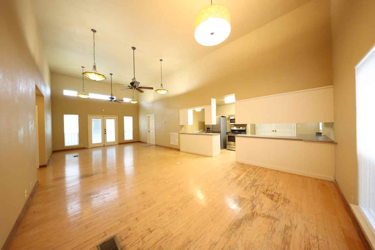 5443 Spar Cir - Photo 4 of 15