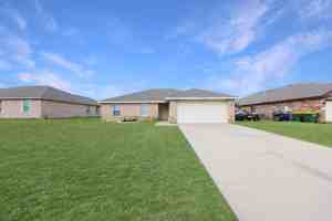 featured image of 810 Leah Dr