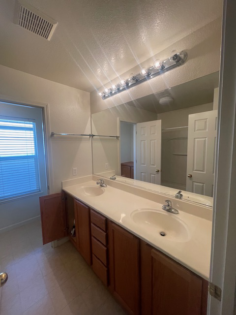 10822 Arrowood Dr - Photo 7 of 12