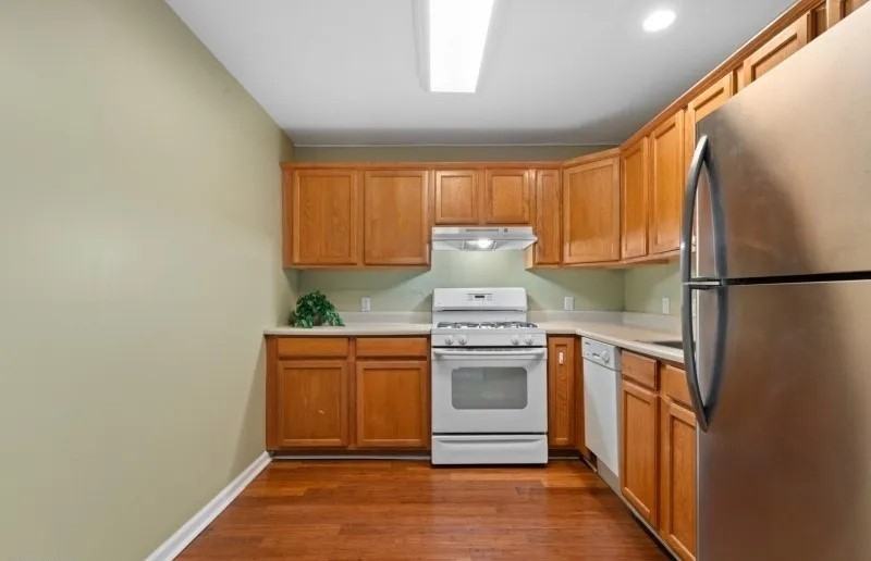 39 Union St - Photo 3 of 30