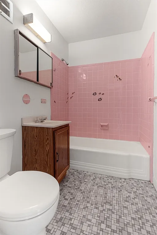 37 Lawrence St - Photo 5 of 12