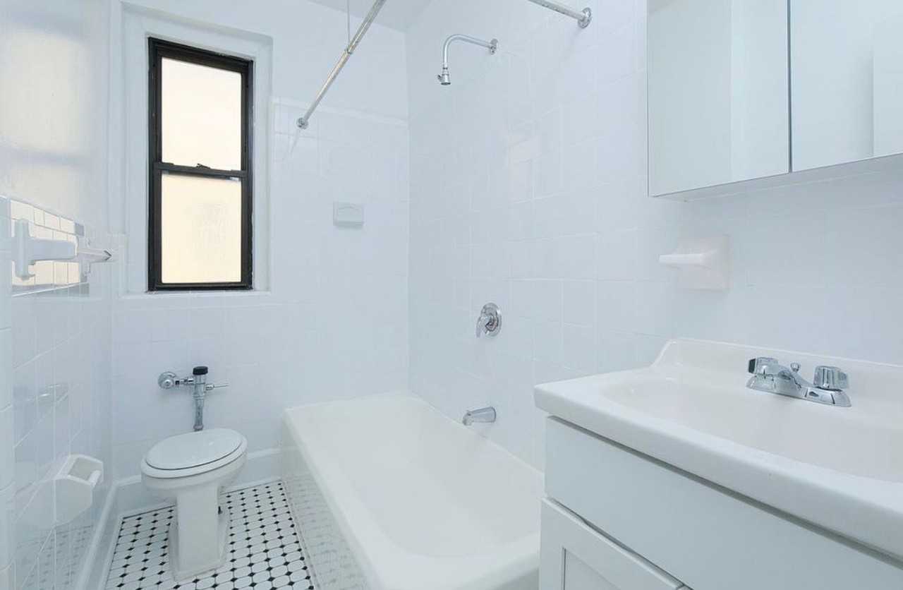 2685 Creston Ave #2342 - Photo 5 of 6