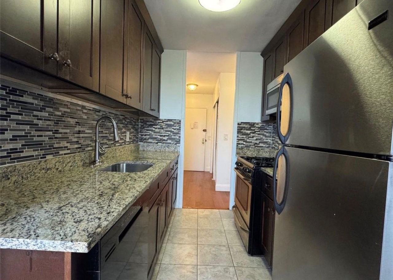 825 Morrison Ave #6111 - Photo 2 of 5