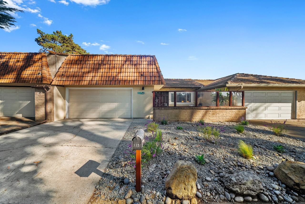 115 Oceanview Dr - Photo 3 of 29