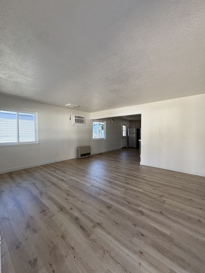 6321 9th St - Photo 2 of 22