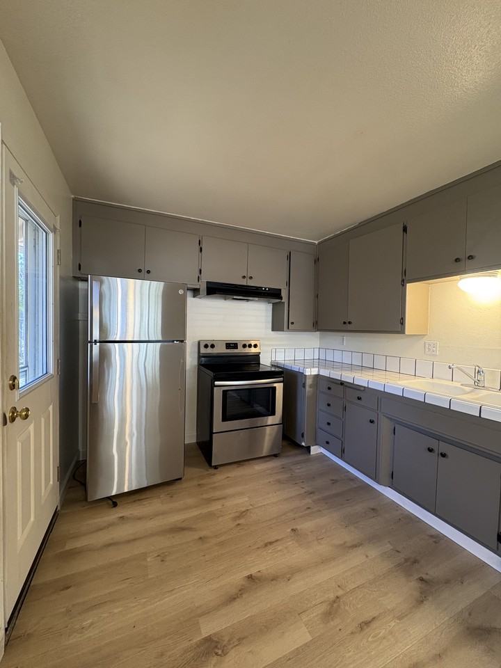 6321 9th St - Photo 6 of 22