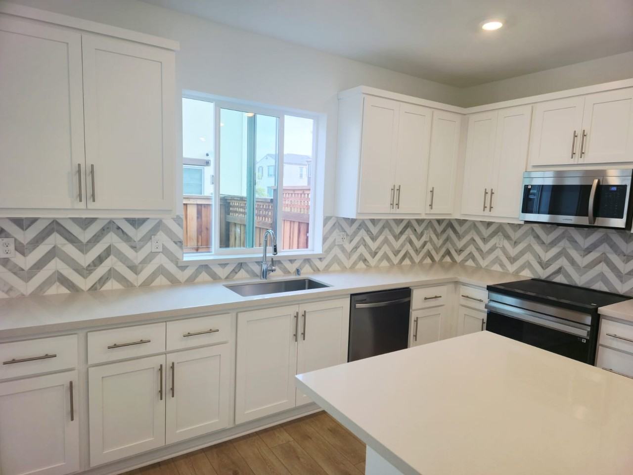 3275 Workman Ave #NA - Photo 5 of 17