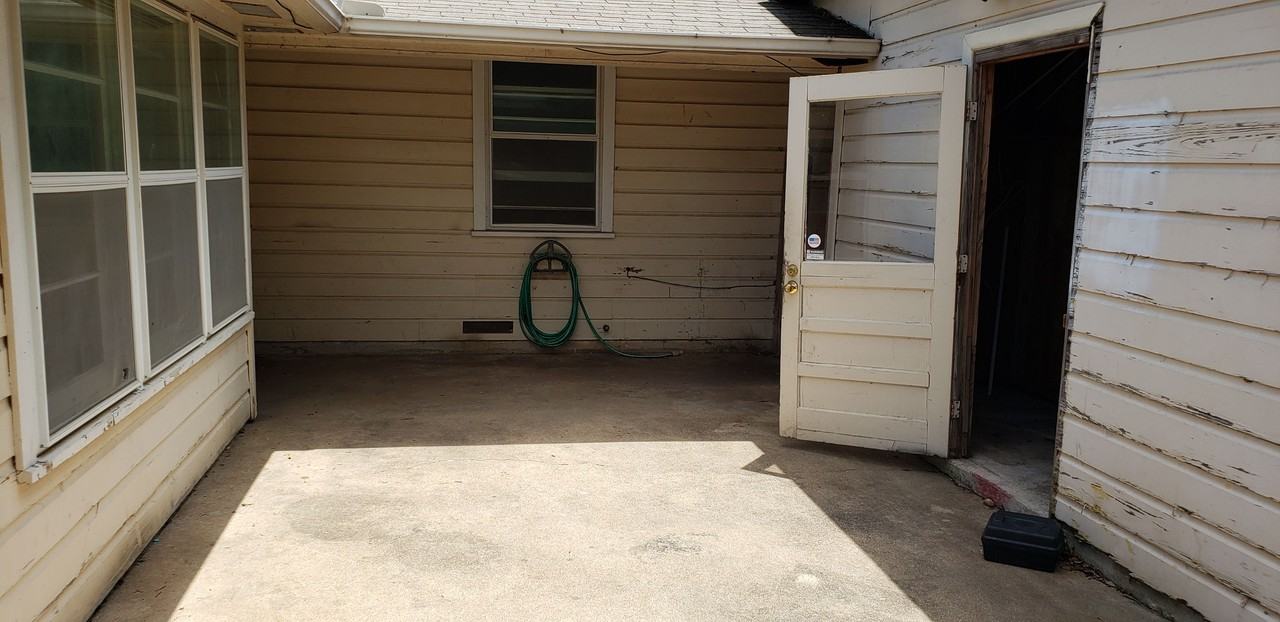 1311 Patricia Dr #NA - Photo 5 of 16